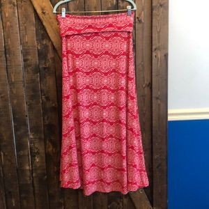 Red and white LulaRoe Maxi
